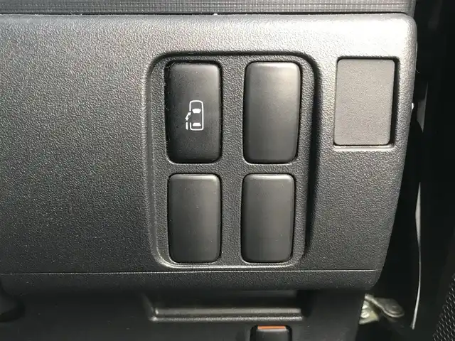 ダイハツ タント カスタム X 栃木県 2011(平23)年 6.2万km ブラックマイカメタリック (株)IDOMが運営する【じしゃロン小山店】の自社ローン対象車両になります。こちらは現金ご利用時の価格です。/自社ローンご希望の方は別途その旨お申付け下さい。//禁煙車/純正フルセグナビ/（CD/DVD/AM/FMラジオ）/スマートキー/片側パワースライドドア/電動格納ドアミラー/パワーウインドウ