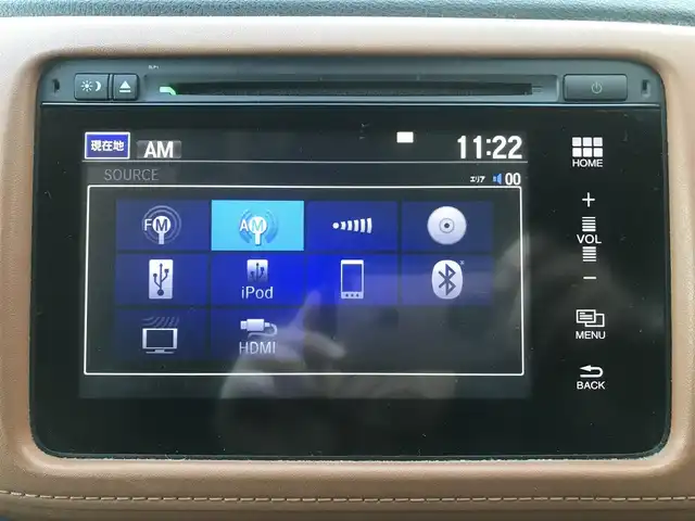 ホンダ ヴェゼル ハイブリッド Z 栃木県 2015(平27)年 9.9万km ホワイトオーキッドパール (株)IDOMが運営する【じしゃロン小山店】の自社ローン対象車両になります。こちらは現金ご利用時の価格です。/自社ローンご希望の方は別途その旨お申付け下さい。//禁煙車/純正フルセグナビ/（CD/DVD/AM/FMラジオ）/(Bluetooth)/スマートキー/プッシュスタート/バックカメラ/ＥＴＣ/クルーズコントロール/シティブレーキアクティブシステム/ルーフレール/シートヒーター/チップアップシート/パドルシフト/ステアリングリモコン/電動格納ドアミラー/パワーウインドウ/オートライト/自動防眩ミラー