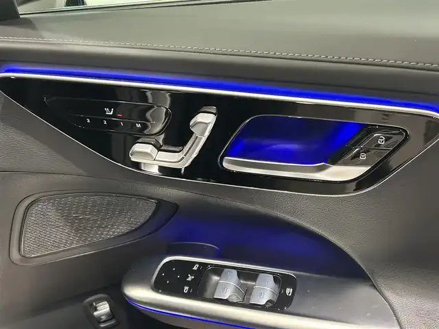 メルセデス・ベンツ Ｍ・ベンツ Ｃ２２０ｄ アバンギャルド　AMGライン 愛知県 2022(令4)年 1.4万km オブシディアンブラック パノラミックスライディングルーフ/ヘッドアップディスプレイ/ブルメスターサウンド/３６０°カメラ/シートヒーター/レーダーセーフティパッケージ/HDDナビ/フルセグテレビ/アイドリングストップ/プッシュスタート/パワーバックドア/ETC/BSM