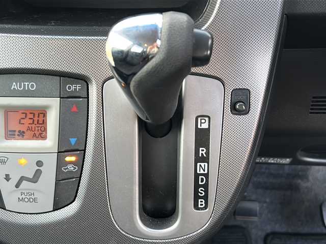 スバル ステラ カスタム RS スマートアシスト 茨城県 2013(平25)年 8.7万km アーバンナイトブルークリスタルメタリック 社外SDナビ【AVIC-MRZ009】/(地デジTV・CD・DVD・BT・ラジオ再生)/社外ドライブレコーダー（フロント・リヤ）/被害軽減システム/プッシュスタート/カーテンシールドエアバック/取扱説明書/保証書