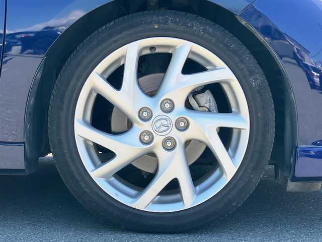 マツダ アテンザ スポーツワゴン 25EX 静岡県 2011(平23)年 8.3万km ストーミーブルーマイカ エンジンスタートボタン/保証書/取扱説明書/パワーステアリング/パワーウィンドウ/ダブルオートエアコン/クルーズコントロール/ETC/SDナビ（CD、DVD、フルセグTV、BT接続）/バック車外カメラ/ドライブレコーダー前後/社外フロアマット/D+N席パワーシート/レザーシート/D+N席シートヒーター/純正フロントエアロパーツ/純正アルミホイール/ABS/ルーフレール/横滑り防止装置/AFS/コーナーセンサー前後/オートライト/キセノンヘッドライト/Wエアバック