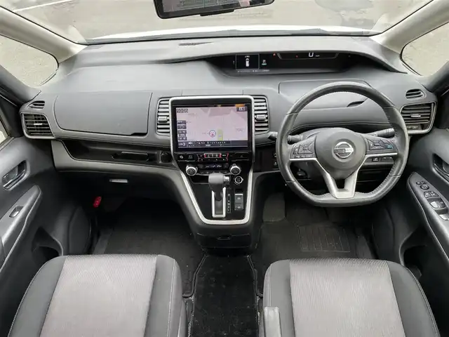 日産 セレナ ハイウェイスター Vセレクション 東京都 2018(平30)年 7.2万km ブリリアントホワイトパール アルパイン11型ナビ/アラウンドビューモニター/エマージェンシーブレーキ/車線逸脱警報/ソナー/プロパイロット/ハンズフリーオートスライドドア/ＥＴＣ/ドライブレコーダー/ステアリングスイッチ