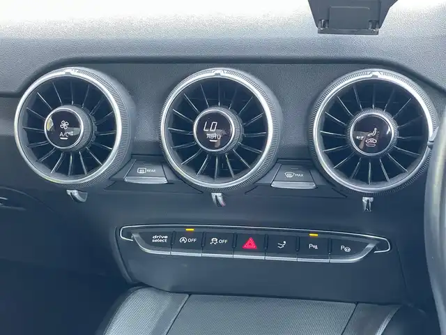 アウディ ＴＴクーペ 1．8TFSI 1st E 山梨県 2017(平29)年 6.4万km グレイシアホワイトメタリック マトリクスLEDヘッドライト/REMUSマフラー/WORK19インチAW/後期グリル/純正MMIナビ/バックカメラ/フルセグTV/バーチャルコックピット/クルコン/サイドアシスト/レーンキープ/ETC