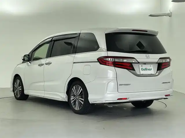 ホンダ オデッセイ アブソルート ホンダセンシング 福井県 2018(平30)年 4.4万km プラチナホワイトパール 純正SDナビ（VXM-184VFi)/（バックカメラ ・フルセグTV・ iPod・FM・AM・Bluetooth・AUX）/ビルトインETC2.0 /ハーフレザーシート /両側パワースライドドア /純正アルミホイール/ LEDヘッドライト /ホンダセンシング/リアサンシェード