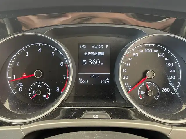 フォルクスワーゲン ゴルフ トゥーラン TSI コンフォートライン 岡山県 2018(平30)年 4.3万km ピュアホワイト VW純正ナビ/リアカメラ/ACC/アップルカープレイ/アンドロイドオート/ルーコンソール/フルセグTV/アイドリングストップ/オートライト/フロントアシスト（プリクラッシュブレーキ）/疲労検知システム/プロアクティブ・オキュパントプロテクション/オートワイパー/ESC/ブレーキAH