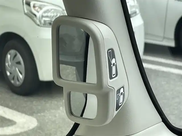 ホンダ Ｎ ＢＯＸ G ホンダセンシング 大阪府 2019(令1)年 1.9万km モーニングミストブルーM ホンダセンシング/衝突ブレーキ/レーンアシスト /前後誤発進抑制/先行者発進装置/アクティブクルコン /標識認識装置/オートハイビーム/コーナーセンサー/純正ナビ/Bluetooth・CD・AM/FM/バックカメラ/サイド・カーテンエアバック/ナビ装着用SPパッケージ＋ETC連動/F席シートヒーター /フルLEDヘッドライト/４WD/保証書/取扱説明書/ワンオーナー