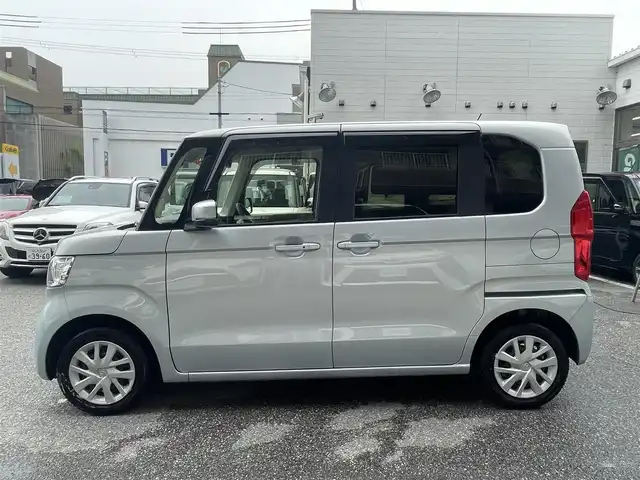ホンダ Ｎ ＢＯＸ G ホンダセンシング 大阪府 2019(令1)年 1.9万km モーニングミストブルーM ホンダセンシング/衝突ブレーキ/レーンアシスト /前後誤発進抑制/先行者発進装置/アクティブクルコン /標識認識装置/オートハイビーム/コーナーセンサー/純正ナビ/Bluetooth・CD・AM/FM/バックカメラ/サイド・カーテンエアバック/ナビ装着用SPパッケージ＋ETC連動/F席シートヒーター /フルLEDヘッドライト/４WD/保証書/取扱説明書/ワンオーナー
