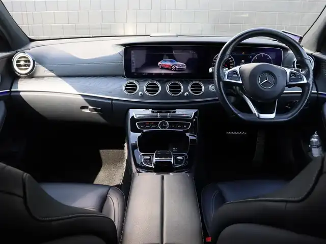 メルセデス・ベンツ Ｅ２２０ｄ アバンギャルド スポーツ 宮城県 2017(平29)年 7万km イリジウムシルバー レーダーセーフティパッケージ/レザーエクスクルーシブパッケージ/エアバランスパッケージ/パノラマサンルーフ/Burmesterサウンド/アダプティブクルーズコントロール/レーンキープアシスト/リモートパーキングアシスト/黒革シート/ヘッドアップディスプレイ/純正HDDナビ(BT/USB/CarPlay/AndoidAuto)/全方位カメラ/フルセグＴＶ/パワーシート(D・N)/シートヒーター(D・N)/LEDライト/オートライト/オートハイビーム/ETC/ドライブレコーダー(前方のみ)/キーレスゴー