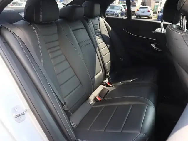 メルセデス・ベンツ Ｅ２２０ｄ アバンギャルド スポーツ 宮城県 2017(平29)年 7万km イリジウムシルバー レーダーセーフティパッケージ/レザーエクスクルーシブパッケージ/エアバランスパッケージ/パノラマサンルーフ/Burmesterサウンド/アダプティブクルーズコントロール/レーンキープアシスト/リモートパーキングアシスト/黒革シート/ヘッドアップディスプレイ/純正HDDナビ(BT/USB/CarPlay/AndoidAuto)/全方位カメラ/フルセグＴＶ/パワーシート(D・N)/シートヒーター(D・N)/LEDライト/オートライト/オートハイビーム/ETC/ドライブレコーダー(前方のみ)/キーレスゴー