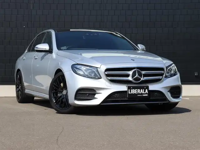 メルセデス・ベンツ Ｅ２２０ｄ アバンギャルド スポーツ 宮城県 2017(平29)年 7万km イリジウムシルバー レーダーセーフティパッケージ/レザーエクスクルーシブパッケージ/エアバランスパッケージ/パノラマサンルーフ/Burmesterサウンド/アダプティブクルーズコントロール/レーンキープアシスト/リモートパーキングアシスト/黒革シート/ヘッドアップディスプレイ/純正HDDナビ(BT/USB/CarPlay/AndoidAuto)/全方位カメラ/フルセグＴＶ/パワーシート(D・N)/シートヒーター(D・N)/LEDライト/オートライト/オートハイビーム/ETC/ドライブレコーダー(前方のみ)/キーレスゴー