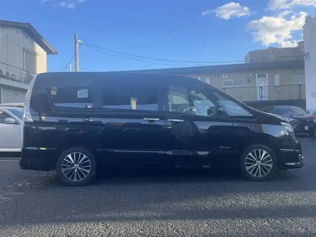 日産 セレナ ハイウェイスター Sハイブリッド 岐阜県 2014(平26)年 8.4万km ダイヤモンドブラック (株)IDOMが運営する【じしゃロン多治見店】の自社ローン専用車両になります。こちらは現金またはオートローンご利用時の価格です。自社ローンご希望の方は別途その旨お申付け下さい。/社外メモリナビ（AVN-LS03W）/　（Bluetooth/DVD/フルセグ）/両側パワースライドドア/クルーズコントロール/バックカメラ/レーンキープアシスト/アイドリングストップ/LEDヘッドライト/スマートキー/コーナーセンサー/ETC/サンシェード