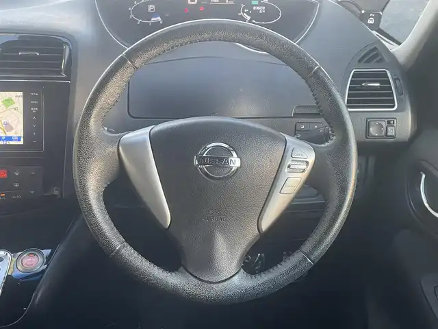 日産 セレナ ハイウェイスター Sハイブリッド 岐阜県 2014(平26)年 8.4万km ダイヤモンドブラック (株)IDOMが運営する【じしゃロン多治見店】の自社ローン専用車両になります。こちらは現金またはオートローンご利用時の価格です。自社ローンご希望の方は別途その旨お申付け下さい。/社外メモリナビ（AVN-LS03W）/　（Bluetooth/DVD/フルセグ）/両側パワースライドドア/クルーズコントロール/バックカメラ/レーンキープアシスト/アイドリングストップ/LEDヘッドライト/スマートキー/コーナーセンサー/ETC/サンシェード