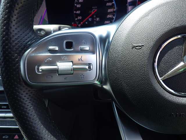 メルセデス・ベンツ ＣＬＳ２２０ｄ スポーツ エクスクルーシブPKG 千葉県 2018(平30)年 3.8万km ダイヤモンドホワイト アクティブブレーキアシスト/アクティブレーンキープアシスト/ブラインドスポットアシスト/アテンションアシスト/パノラミックスライディングルーフ/ブラックレザーシート/前席パワーシート/エアシート/シートヒーター/ブルメスター/パフュームアトマイザー/ディストロニック/パワートランクリッド/純正ナビ/地デジTV/【Apple CarPlay　Android Auto対応】/【Bluetooth接続】/360°カメラ/リバース連動ドアミラー（左）/ドライブレコーダー/革巻きステアリング/ステアリングスイッチ/パドルシフト/ETC（2.0）/LEDヘッドライト/フォグライト/ウインカーミラー/パークトロニック/純正19インチアルミホイル/サイド/カーテンエアバッグ/キーレスゴー