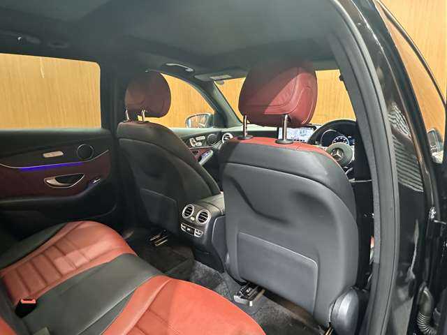 メルセデス・ベンツ ＧＬＣ２２０ d 4マチック AMGライン 千葉県 2022(令4)年 5.2万km オブシディアンブラック ＡＭＧレザーエクスクルーシブＰＫＧ　/赤黒革　/パノラマＳＲ　/ＡＣＣ　/ＨＵＤ　/ナビ　/ＴＶ　/３６０°前後シートヒーター　/電動リアゲート　/オートハイビーム　/衝突軽減Ｂ　/ＢＳＭ　/ＬＫＡ　/ＥＴＣ　/１オーナー