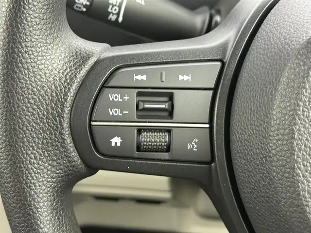 ホンダ Ｎ ＢＯＸ 愛知県 2024(令6)年 0.3万km クリスタルブラックパール ワンオーナー/ホンダセンシング/　・衝突軽減ブレーキ/　・先行車発進お知らせ機能/　・歩行者事故低減ステアリング/　・路外逸脱抑制機能/　・標識認識機能/　・渋滞追従機能付アダプティブクルーズコントロール/　・線維持支援システム/　・誤発進抑制機能/　・後方誤発進抑制機能/　・近距離衝突軽減ブレーキ/　・急アクセル抑制機能/　・パーキングセンサーシステム/　・オートハイビーム/ホンダコネクトGathers9インチナビ/　（Bluetooth/フルセグTV/CD/DVD/USB）/バックカメラ/ETC/両側パワースライドドア/シートヒーター/ドライブレコーダー/純正フロアマット/ロールサンシェード/オートライト/スマートキー/電子パーキング/オートホールド/後席テーブル