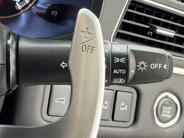 三菱 デリカＤ：５ ブラックエディション 滋賀県 2025(令7)年 0.1千km ホワイトダイヤモンド 届出済み未使用車/ALPINE11インチナビ/【Bluetooth/CD/DVD/フルセグTV】/レザーシート/両側パワースライドドア/全方位カメラ/追従クルーズコントロール/ブラインドスポットモニタリング/LEDヘッドライト/オートマチックハイビーム/D席パワーシート/D/Nシートヒーター/ステアリングヒーター/パワーバックドア/AC100V電源/電動パーキングブレーキ/オートブレーキホールド/パドルシフト/プッシュスタート/スマートキー/ステアリングリモコン