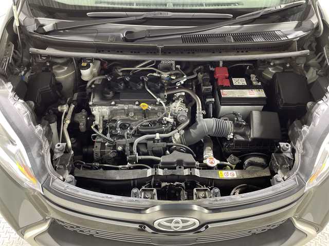 トヨタ シエンタ Z 神奈川県 2022(令4)年 2.5万km ブラック 純正8型ディスプレイオーディオ/AM　FM　Bluetooth　USB　MiraCast/バックカメラ/純正後席フリップダウンモニター/レーンディパーチャアラート/ブラインドスポットモニター/プリクラッシュセーフティ/プロアクティブドライビングアシスト/前後クリアランスソナー/リヤクロストラフィックアラート/パーキングサポートブレーキ/ロードサインアシスト/レーダークルーズコントロール/ビルトインETC2.0/革巻きステアリング/ステアリングスイッチ/純正フロアマット/スマートキー/ドアバイザー/LEDヘッドライト/オートライト/オートハイビーム/電動格納ミラー