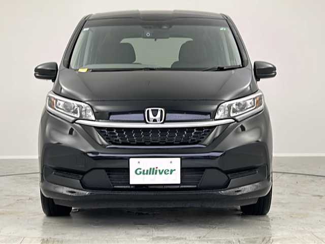 ホンダ フリード ハイブリット G 茨城県 2023(令5)年 1.2万km クリスタルブラックパール 衝突軽減ブレーキ　レーダークルーズコントロール　両側電動スライドドア　社外ナビ　バックカメラ　シートヒーター　ドライブレコーダー　ＬＥＤヘッドライト　オートライト　横滑り防止装置　スマートキー　ＥＴＣ