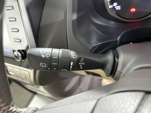 トヨタ ランドクルーザー プラド TX Lパッケージ マットブラED 佐賀県 2023(令5)年 0.8万km ホワイトパールクリスタルシャイン ワンオーナー/純正9型ナビ/USB/BT/MiraCast/バック・サイドカメラ/サンルーフ/黒革シート/ベンチレーション/パワーシート/オートマチックハイビーム/LEDライト/フォグランプ/ACC/LDA/BSM/RSA/先行車発進告知/トヨタセーフティセンス/前後ドライブレコーダー/フロアマット/純正１８インチアルミホイール/スペアキー/新車時保証書/取扱説明書