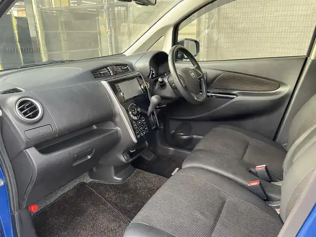 日産 デイズ ハイウェイスターX 千葉県 2018(平30)年 3.4万km オーシャンブルーP 衝突軽減ブレーキシステム/純正メモリナビゲーション/（CD/DVD/SD/BT/フルセグTV）/全方位カメラ/純正ドライブレコーダー/ETC/アイドリングストップ/ステアリングスイッチ/キセノンライト/フォグライト/オートハイビーム/電格ミラー/ドアバイザー/純正フロアマット/純正14インチアルミホイール