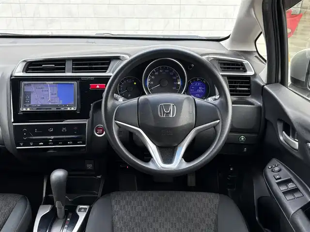 ホンダ フィット 13G Sパッケージ 山口県 2013(平25)年 14.8万km アラバスターシルバーメタリック 社外ナビ フルセグTV CD DVD/ETC/LEDオートヘッドライト/フォグライト/スマートキー 2個/パドルシフト/アルミホイール/取説