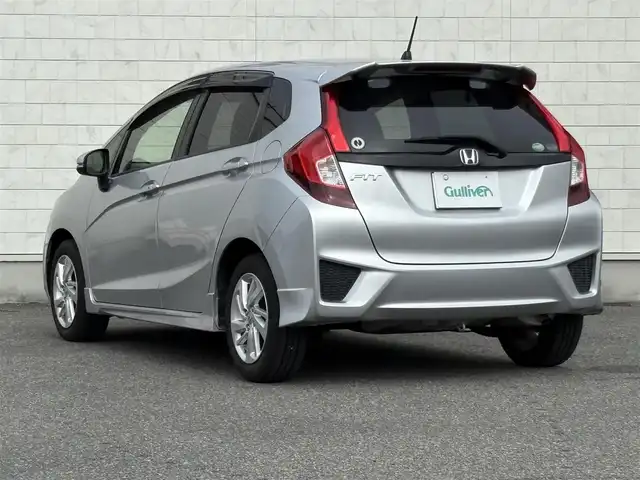ホンダ フィット 13G Sパッケージ 山口県 2013(平25)年 14.8万km アラバスターシルバーメタリック 社外ナビ フルセグTV CD DVD/ETC/LEDオートヘッドライト/フォグライト/スマートキー 2個/パドルシフト/アルミホイール/取説