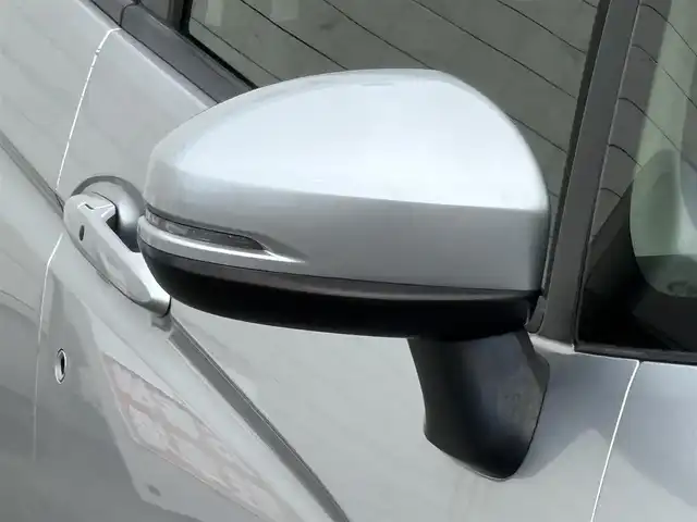 ホンダ フィット 13G Sパッケージ 山口県 2013(平25)年 14.8万km アラバスターシルバーメタリック 社外ナビ フルセグTV CD DVD/ETC/LEDオートヘッドライト/フォグライト/スマートキー 2個/パドルシフト/アルミホイール/取説