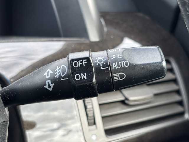 ホンダ エリシオン VG Aero HDDナビ SP 宮城県 2009(平21)年 19.4万km プレミアムホワイトパール 登録時走行距離193325km/HDDナビ/CD/DVD/フルセグTV/後席モニター/純正フロアマット/バックカメラ/オートライト/ETC/両側パワースライド