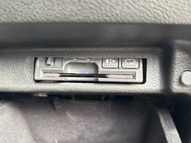 ホンダ エリシオン VG Aero HDDナビ SP 宮城県 2009(平21)年 19.4万km プレミアムホワイトパール 登録時走行距離193325km/HDDナビ/CD/DVD/フルセグTV/後席モニター/純正フロアマット/バックカメラ/オートライト/ETC/両側パワースライド