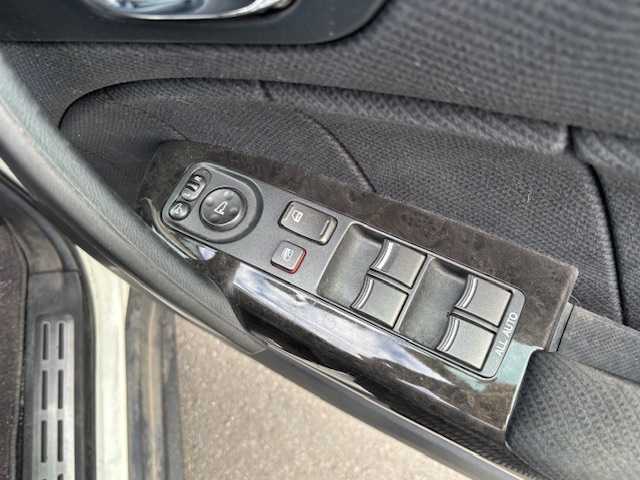 ホンダ エリシオン VG Aero HDDナビ SP 宮城県 2009(平21)年 19.4万km プレミアムホワイトパール 登録時走行距離193325km/HDDナビ/CD/DVD/フルセグTV/後席モニター/純正フロアマット/バックカメラ/オートライト/ETC/両側パワースライド