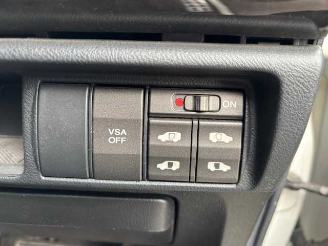 ホンダ エリシオン VG Aero HDDナビ SP 宮城県 2009(平21)年 19.4万km プレミアムホワイトパール 登録時走行距離193325km/HDDナビ/CD/DVD/フルセグTV/後席モニター/純正フロアマット/バックカメラ/オートライト/ETC/両側パワースライド