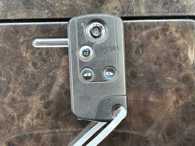 ホンダ エリシオン VG Aero HDDナビ SP 宮城県 2009(平21)年 19.4万km プレミアムホワイトパール 登録時走行距離193325km/HDDナビ/CD/DVD/フルセグTV/後席モニター/純正フロアマット/バックカメラ/オートライト/ETC/両側パワースライド