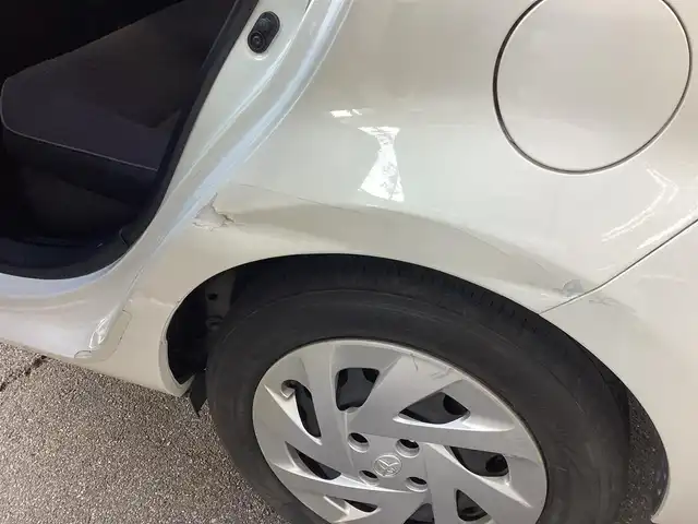 トヨタ アクア G 愛知県 2016(平28)年 6.3万km ライムホワイトパールクリスタルシャイン トヨタセーフティセンス/衝突回避支援ブレーキサポート/車線逸脱警報機能/純正SDナビTV/DVDビデオ&CD/地デジ　フルセグ/Bluetoothオーディオ/バックカメラ/オートライト/オートマチックハイビーム/ビルトインETC/クルーズコントロール/スマートキー/プッシュスタート/前後2カメラドライブレコーダ