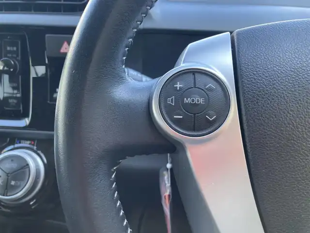 トヨタ アクア G 愛知県 2016(平28)年 6.3万km ライムホワイトパールクリスタルシャイン トヨタセーフティセンス/衝突回避支援ブレーキサポート/車線逸脱警報機能/純正SDナビTV/DVDビデオ&CD/地デジ　フルセグ/Bluetoothオーディオ/バックカメラ/オートライト/オートマチックハイビーム/ビルトインETC/クルーズコントロール/スマートキー/プッシュスタート/前後2カメラドライブレコーダ