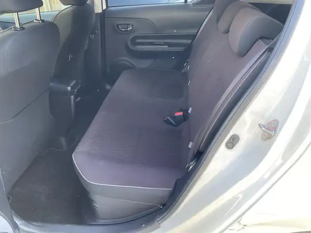 トヨタ アクア G 愛知県 2016(平28)年 6.3万km ライムホワイトパールクリスタルシャイン トヨタセーフティセンス/衝突回避支援ブレーキサポート/車線逸脱警報機能/純正SDナビTV/DVDビデオ&CD/地デジ　フルセグ/Bluetoothオーディオ/バックカメラ/オートライト/オートマチックハイビーム/ビルトインETC/クルーズコントロール/スマートキー/プッシュスタート/前後2カメラドライブレコーダ