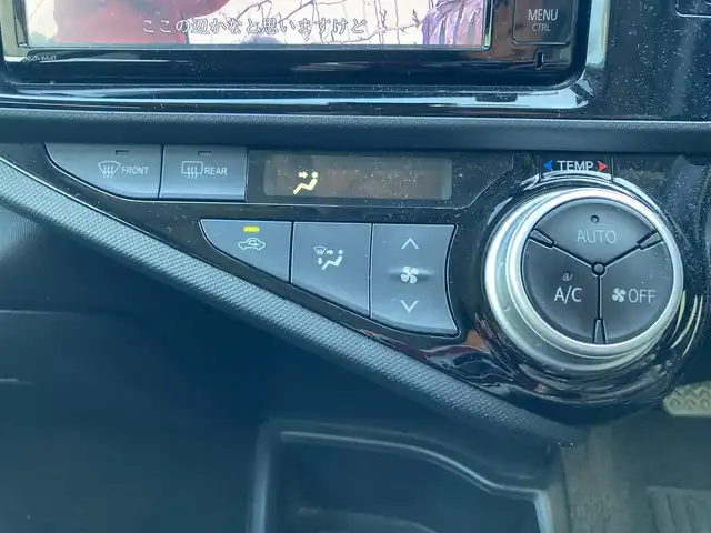 トヨタ アクア G 愛知県 2016(平28)年 6.3万km ライムホワイトパールクリスタルシャイン トヨタセーフティセンス/衝突回避支援ブレーキサポート/車線逸脱警報機能/純正SDナビTV/DVDビデオ&CD/地デジ　フルセグ/Bluetoothオーディオ/バックカメラ/オートライト/オートマチックハイビーム/ビルトインETC/クルーズコントロール/スマートキー/プッシュスタート/前後2カメラドライブレコーダ