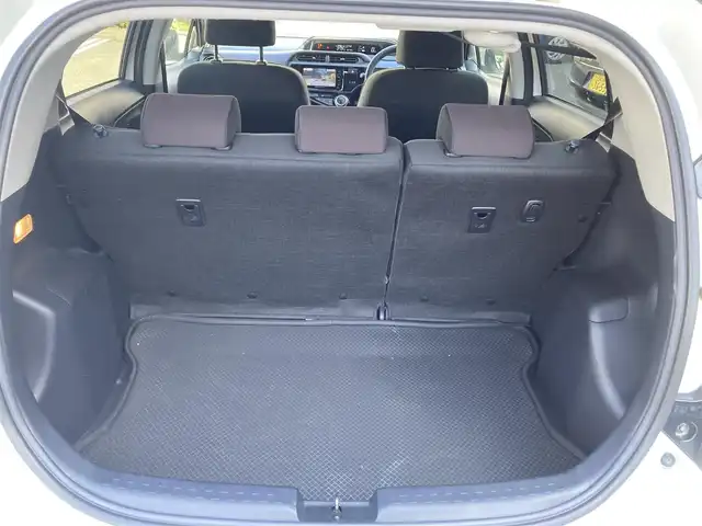 トヨタ アクア G 愛知県 2016(平28)年 6.3万km ライムホワイトパールクリスタルシャイン トヨタセーフティセンス/衝突回避支援ブレーキサポート/車線逸脱警報機能/純正SDナビTV/DVDビデオ&CD/地デジ　フルセグ/Bluetoothオーディオ/バックカメラ/オートライト/オートマチックハイビーム/ビルトインETC/クルーズコントロール/スマートキー/プッシュスタート/前後2カメラドライブレコーダ