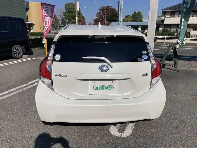 トヨタ アクア G 愛知県 2016(平28)年 6.3万km ライムホワイトパールクリスタルシャイン トヨタセーフティセンス/衝突回避支援ブレーキサポート/車線逸脱警報機能/純正SDナビTV/DVDビデオ&CD/地デジ　フルセグ/Bluetoothオーディオ/バックカメラ/オートライト/オートマチックハイビーム/ビルトインETC/クルーズコントロール/スマートキー/プッシュスタート/前後2カメラドライブレコーダ