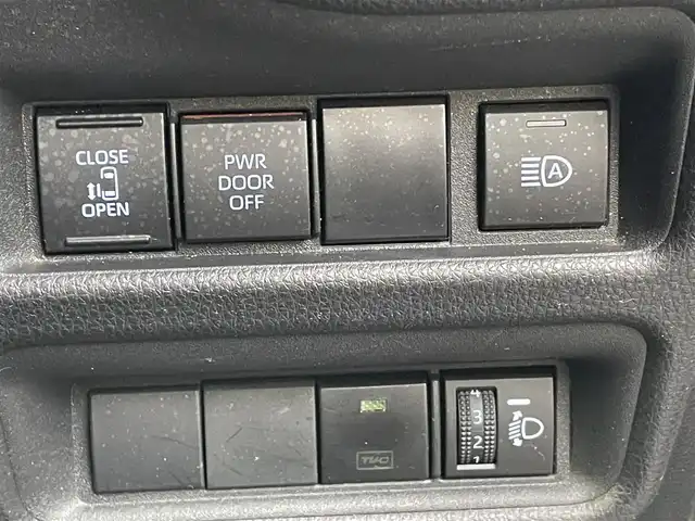 トヨタ シエンタ ハイブリッド X 岡山県 2022(令4)年 3.4万km アーバンカーキ 純正ディスプレイオーディオ/Bluetooth、AM、FM/AppleCarplay、AndroidAuto/バックカメラ/ETC/ドライブレコーダー/オートライト/片側パワースライドドア/トヨタセーフティセンス/・レーダークルーズコントロール/・レーンディパーチャーアラート/・プリクラッシュセーフティ/・オートマチックハイビーム