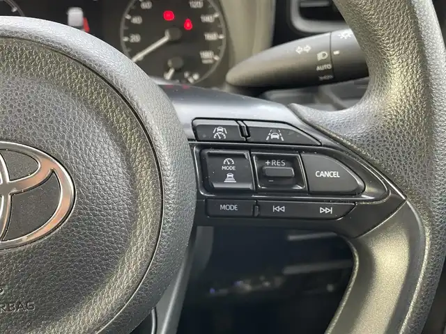 トヨタ シエンタ ハイブリッド X 岡山県 2022(令4)年 3.4万km アーバンカーキ 純正ディスプレイオーディオ/Bluetooth、AM、FM/AppleCarplay、AndroidAuto/バックカメラ/ETC/ドライブレコーダー/オートライト/片側パワースライドドア/トヨタセーフティセンス/・レーダークルーズコントロール/・レーンディパーチャーアラート/・プリクラッシュセーフティ/・オートマチックハイビーム