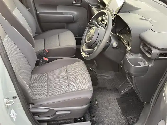 トヨタ シエンタ ハイブリッド X 岡山県 2022(令4)年 3.4万km アーバンカーキ 純正ディスプレイオーディオ/Bluetooth、AM、FM/AppleCarplay、AndroidAuto/バックカメラ/ETC/ドライブレコーダー/オートライト/片側パワースライドドア/トヨタセーフティセンス/・レーダークルーズコントロール/・レーンディパーチャーアラート/・プリクラッシュセーフティ/・オートマチックハイビーム