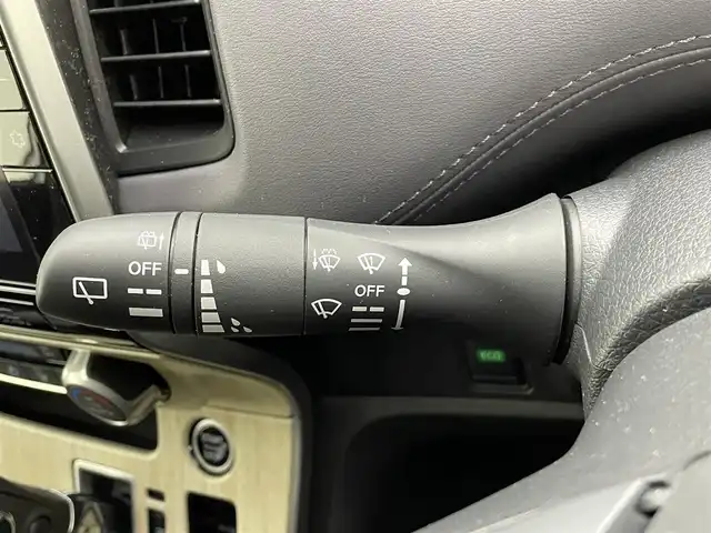 日産 セレナ ハイウェイスター V 熊本県 2022(令4)年 4.1万km ブリリアントホワイトパール 禁煙車　/純正ナビ（ＣＤ・ＤＶＤ・フルセグ・ＢＴ・ＳＤ）/全周囲カメラ　/バックカメラ/純正後席モニター　/社外前後ドライブレコーダー　/アダブティブクルーズコントロール/両側パワースライドドア　/前後クリアランスソナー/デジタルインナーミラー/プロパイロット/側方支援/後側方支援/エマージェンシーブレーキ/速度標識表示/道路標識表示/駐車支援/ふらつき警報機能/ブラインドスポットモニター/横滑り防止/アイドリングストップ/ブレーキホールド/純正フロアマット/純正16インチAW/オートライト/LEDヘッドライト/フォグランプ/スマートキー/プッシュスタート/取扱説明書