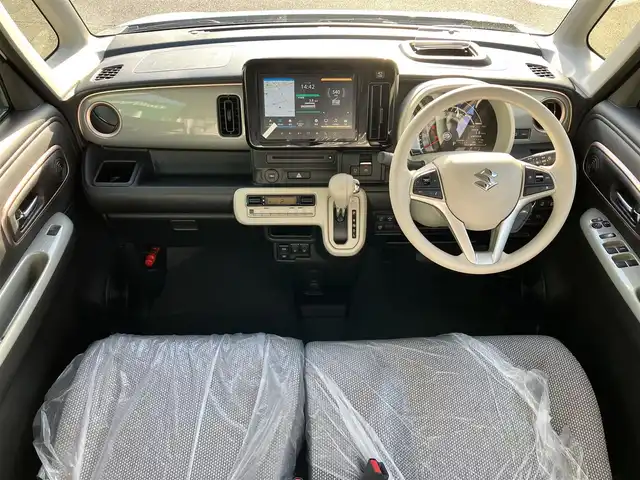 スズキ ワゴンＲ スマイル HYBRID X 静岡県 2025(令7)年 0.1千km ベージュ エンジンスタートボタン/パワーステアリング/パワーウィンドウ/保証書/取扱説明書/アイドリングストップ/スマートキー/スペアキー1本/オートエアコン/レーダークルーズコントロール/USB入力端子/全方位カメラ/純正9インチナビ（CD/DVD/BT/フルセグ）/ベンチシート/布シート/前席シートヒーター/両側パワースライドドア/ABS/横滑り防止装置/コーナーセンサー前後/レーンキープアシスト/オートライト/オートマチックハイビーム/LEDヘッドライト/W+サイドエアバッグ/衝突軽減システム/届出済未使用車/ヘッドアップディスプレイ