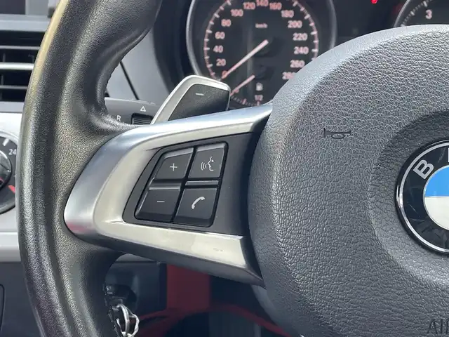 ＢＭＷ Ｚ４ sDrive20i ハイライン 静岡県 2012(平24)年 6.6万km アルピンホワイトⅢ 電動オープン/レッドレザー/ハイラインパッケージ/・電動シート/・カンザスレザーインテリア/・シートヒーター/メモリー付パワーシート/純正ナビ/(USB/AUX/CD/DVD/AM/FM)/ESC/バックカメラ/ドライビングパフォーマンスコントロール/レザーステアリング/自動防眩ルームミラー/HIDライト/純正17インチアルミホイール/純正フロアマット/オートライト/ETC/ドライブレコーダー