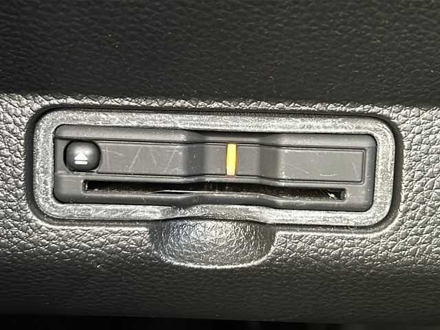 ホンダ Ｎ ＯＮＥ オリジナル 高知県 2022(令4)年 3.4万km プレミアムアイボリーパールⅡ 純正８インチナビ/（Ｂｌｕｅｔｏｏｔｈオーディオ／フルセグＴＶ／ＣＤ・ＤＶＤ／ＵＳＢ）/ホンダセンシング/前後ドラレコ/バックカメラ/前後コーナーセンサー/アダプティブクルーズコントロール/ＬＥＤヘッドライト/スマートキー・スペアキー/ホイールキャップ