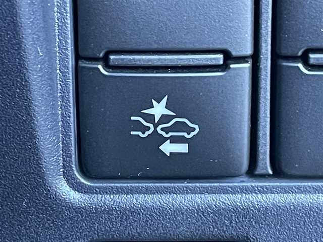 トヨタ ヴォクシー ハイブリッド ZS 煌Ⅱ 東京都 2017(平29)年 6.2万km ホワイトパールクリスタルシャイン ９型ナビ　（AVIC-RL98）/１０型後席モニター　（TVM-FW1040）/寒冷地仕様　/両側電動ドア　/ドラレコ　/ビルトインＥＴＣ　/フルセグＴＶ　/Ｂｌｕｅｔｏｏｔｈ　/純正１６インチＡＷ　/オートライト　/ＬＥＤヘッド　/DVD再生　/禁煙