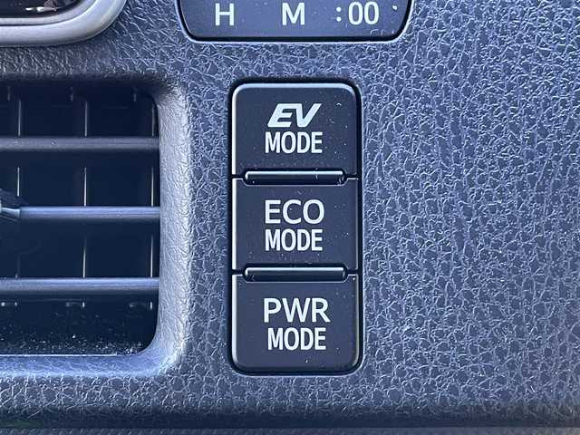 トヨタ ヴォクシー ハイブリッド ZS 煌Ⅱ 東京都 2017(平29)年 6.2万km ホワイトパールクリスタルシャイン ９型ナビ　（AVIC-RL98）/１０型後席モニター　（TVM-FW1040）/寒冷地仕様　/両側電動ドア　/ドラレコ　/ビルトインＥＴＣ　/フルセグＴＶ　/Ｂｌｕｅｔｏｏｔｈ　/純正１６インチＡＷ　/オートライト　/ＬＥＤヘッド　/DVD再生　/禁煙