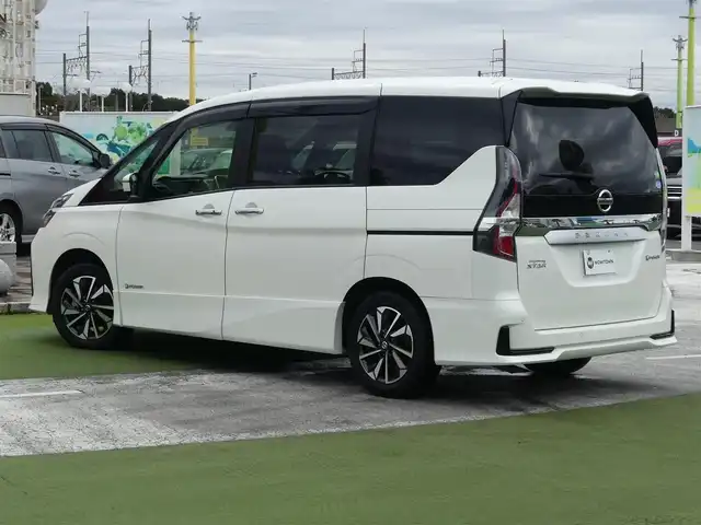 日産 セレナ e－パワー ハイウェイスター V 千葉県 2020(令2)年 3.1万km ブリリアントホワイトパール エマージェンシーブレーキ/プロパイロット/インテリジェントクルーズコントロール/ハンスフリー両側パワースライドドア/10インチ純正SDナビ/地デジTV/【BD/DVD/CD再生機能　Bluetooth接続】/アラウンドビューモニター/アイドリングストップ/フリップダウンモニター/ドライブレコーダー（ZDR-025KT）/ETC/LEDヘッドライト/革巻きステアリング/ステアリングヒーター/ステアリングスイッチ/コーナーセンサー/純正16インチアルミホイル/サイド/カーテンエアバッグ/インテリジェントキー