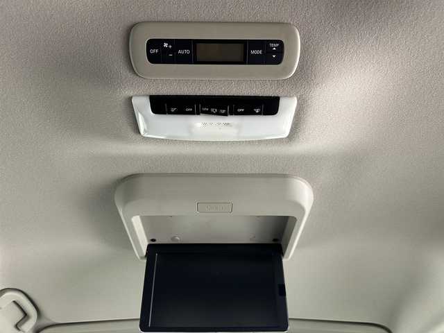 日産 セレナ ハイウェイスターVセレクションⅡ 愛知県 2019(平31)年 6.9万km ダイヤモンドブラック 純正SDナビ/（CD/DVD/SD/Bluetooth/フルセグTV）/アラウンドビューモニター/プロパイロット/ACC/LKA/エマージェンシーブレーキ/パーキングアシスト/コーナーセンサー/ドライブレコーダー/インテリジェントルームミラー/ビルトインETC/合皮レザーシート/アイドリングストップ/両側パワースライドドア/純正フリップダウンモニター/TVキット/純正１６インチアルミホイール/純正フロアマット/ドアバイザー