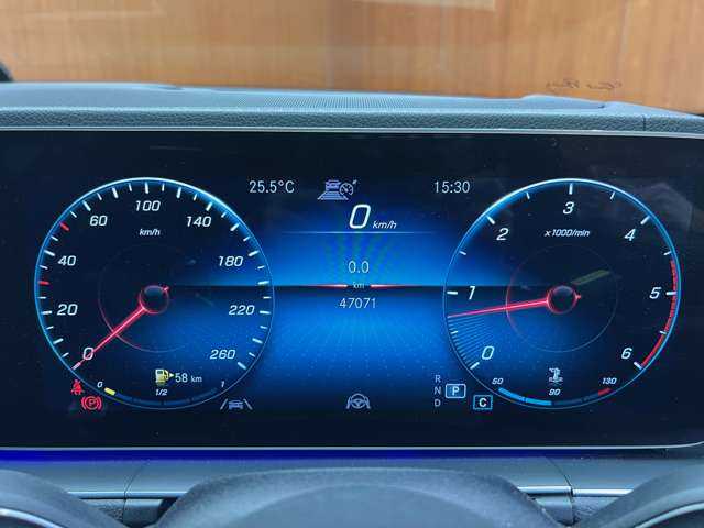 メルセデス・ベンツ ＧＬＥ４００ｄ 4MATIC スポーツ 千葉県 2020(令2)年 4.7万km ダイヤモンドホワイト パノラマＳＲ　/黒革　/ＡＣＣ　/ナビ　/ＴＶ　/３６０°Ｂｕｒｍｅｓｔｅｒサウンド　/シートヒーター　/ベンチレーション　/電動リアゲート　/ＨＵＤ　/電動リアゲート　/衝突軽減Ｂ　/ＢＳＭ　/ＬＫＡ　/ＥＴＣ　/禁煙車
